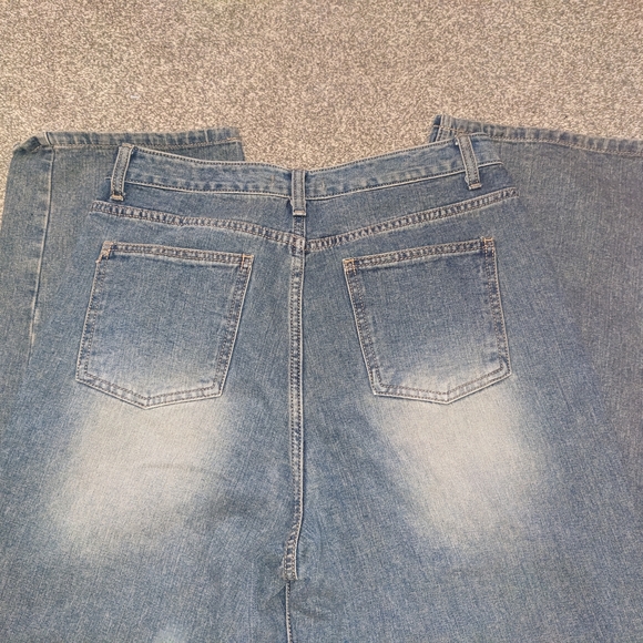 LEWKIN KOREAN BAGGY JEANS BUNDLE 😛 - Picture 16 of 16